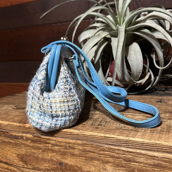 Stylish Blue Plaid Clutch - Picture 6 of 9